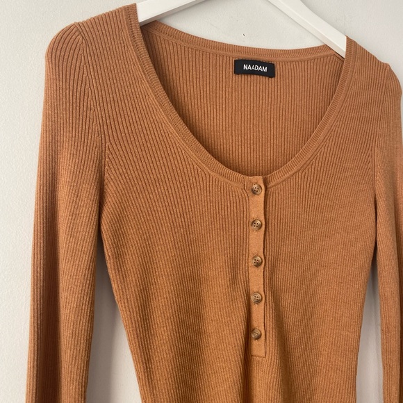 NAADAM Camel Silk/Cashmere Henley Sweater S - Picture 2 of 6